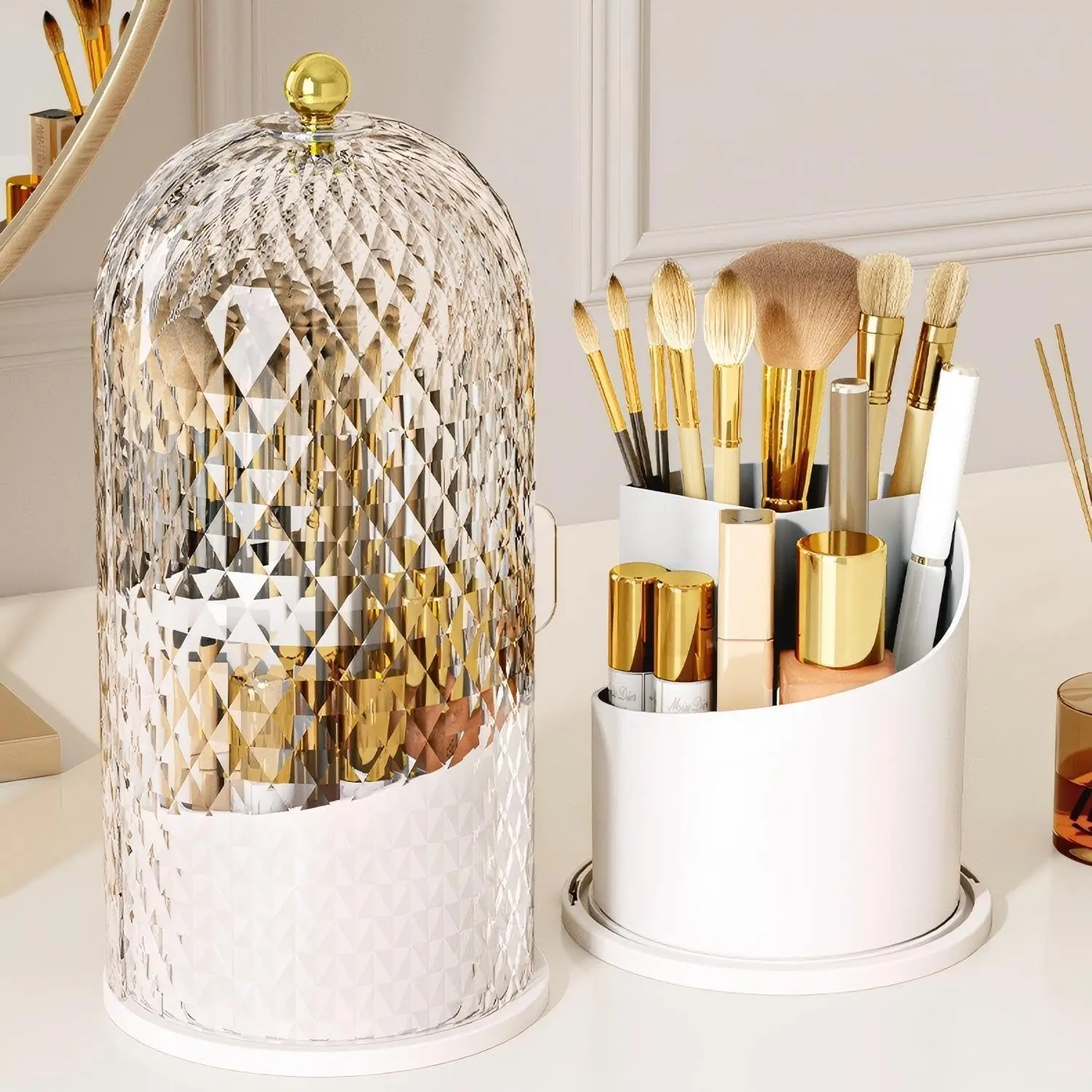 Makeup Brush Holder with Lid,Makeup Brush Storage Box with Diamond Pattern,360 Rotating Waterproof and Dustproof Beauty Brushes Storage for Vanity Bathroom,White