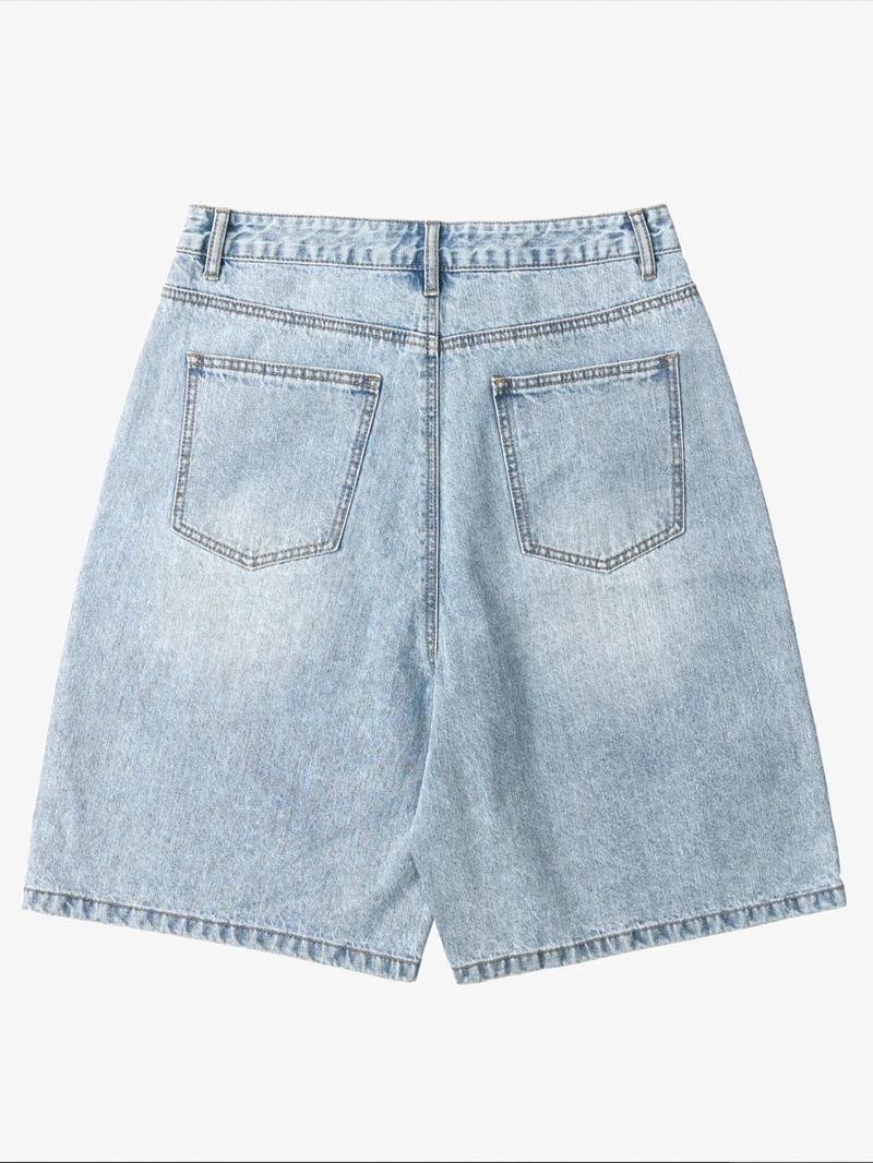 Men's basic light blue washed loose straight denim shorts, casual, versatile and comfortable. Non-stretchy denim shorts with a regular straight fit. Those who prefer a loose wearing feel can order one size larger.