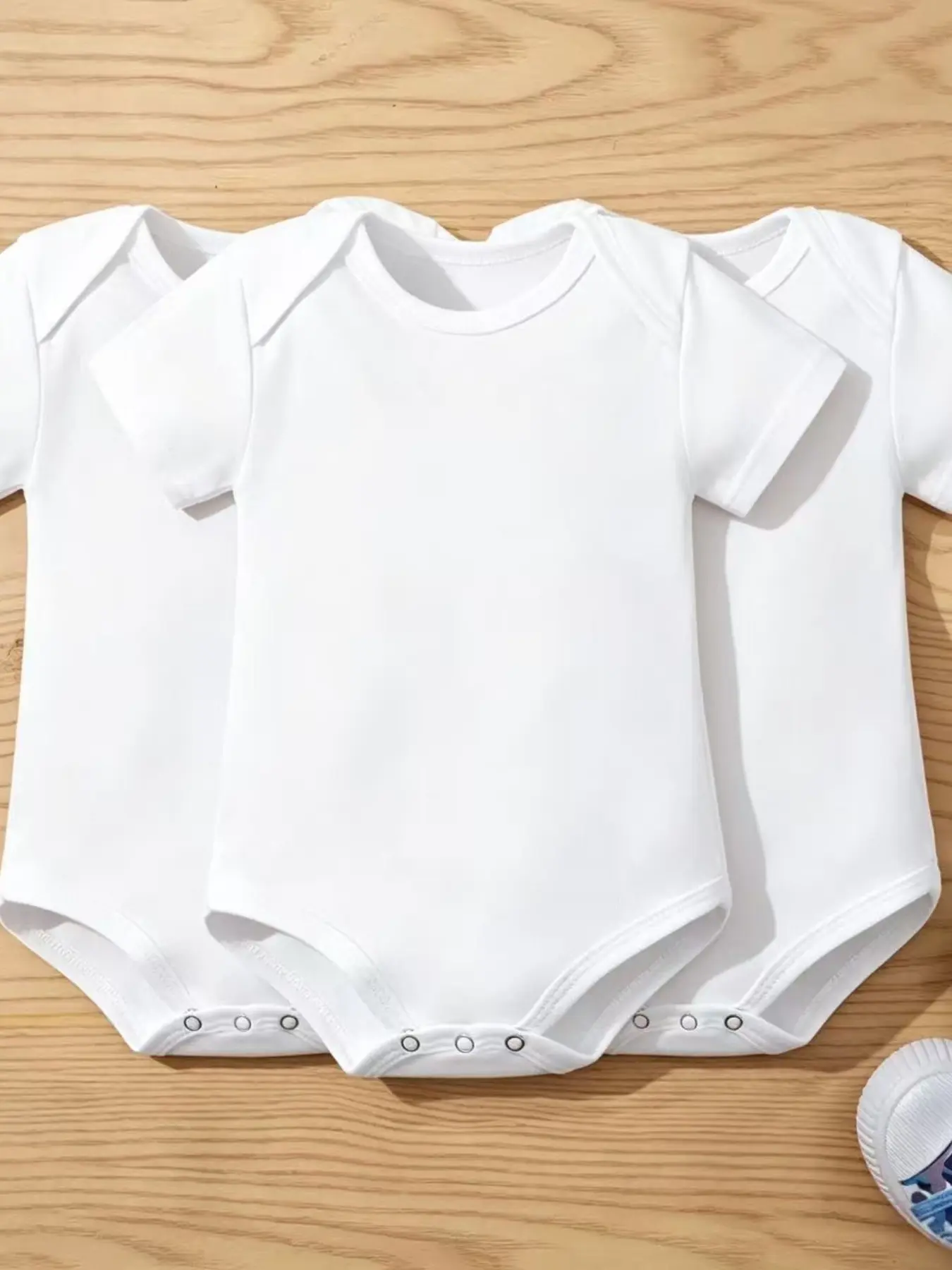 3-piece white cute baby triangle onesies, stylish and lovely casual outfits suitable for daily crawling and outdoor activities. Unisex newborn rompers, an ideal gift for babies, Onesie Bodysuit, Baby Clothing