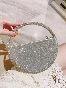 Exquisite style, light luxury texture, fashionable and personalized semi-circular bag, niche design, high-end sense, simple and elegant handbag, can accommodate mobile phones, lipstick, suitable for parties and dates