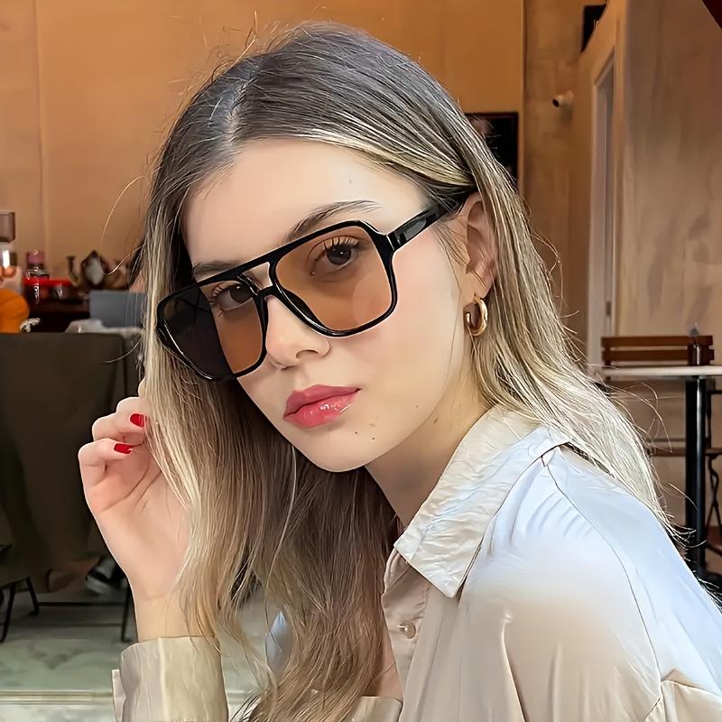 Fashionable Rectangular Plastic Glasses for Women with Leopard Print Detail, Dual Bridge Design, Reflective Lens, PC Material, Ideal for Daily Wear