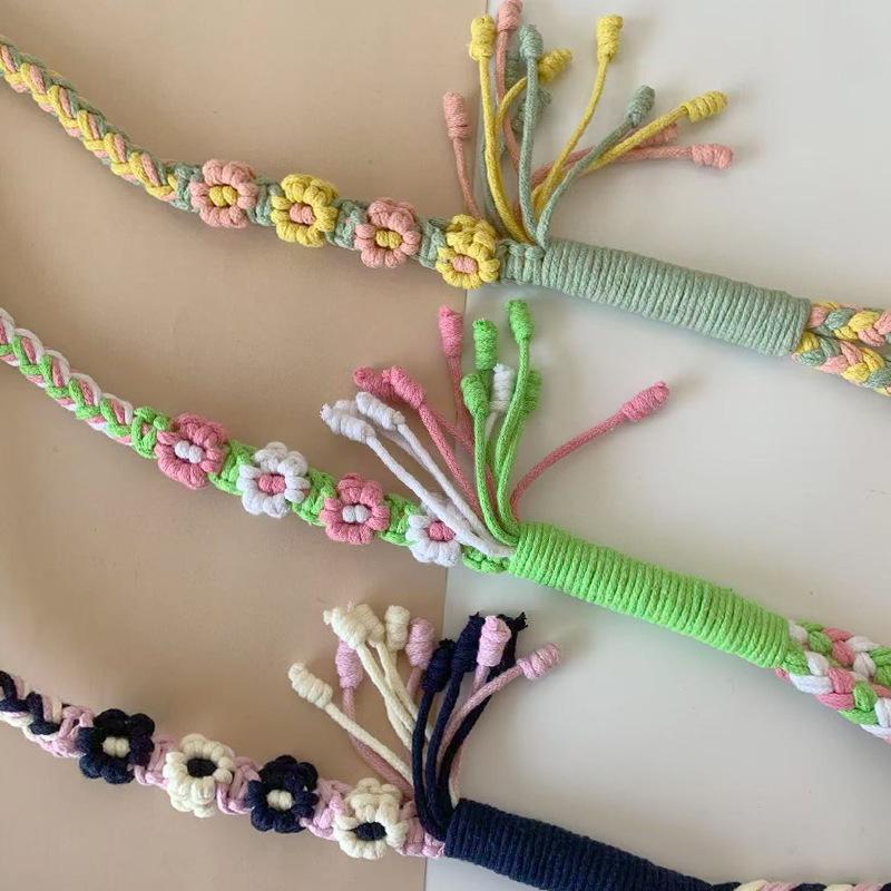 Universal Colorful Dog Leash - Handwoven Cotton Rope Lead for Small Medium Large Dogs - Heavy Duty & Soft Braided Pet Walking Leash - Creative Fashion Accessory for Outdoor Training