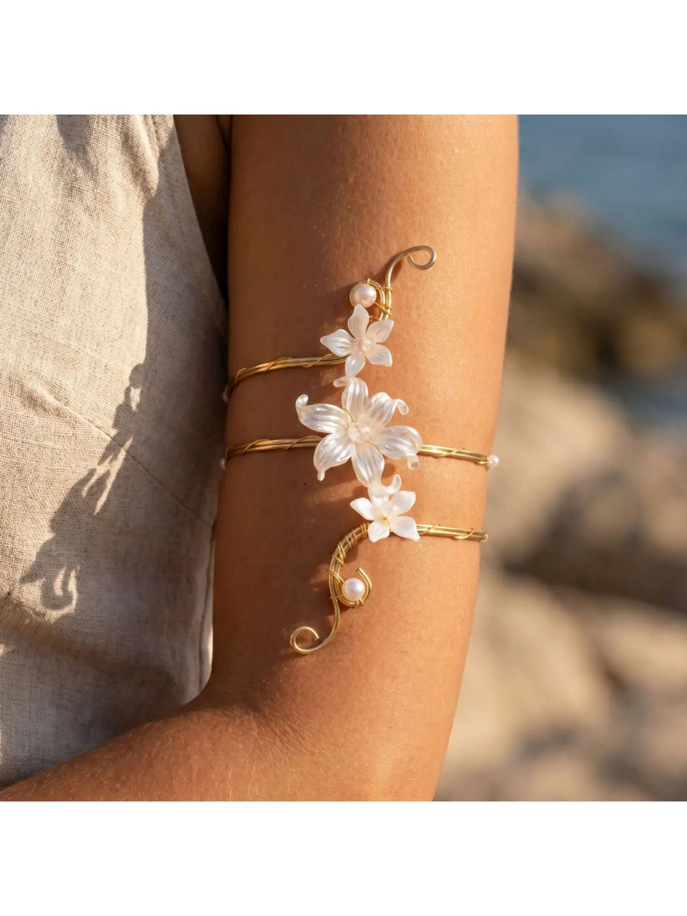 Boho Flower Arm Cuff Bangle for Women, Open Adjustable Bracelet with Butterfly & Rose Pattern, Irregular Geometric Statement Armband, Trendy Hawaiian Summer Beach Vacation Fashion Jewelry Accessories