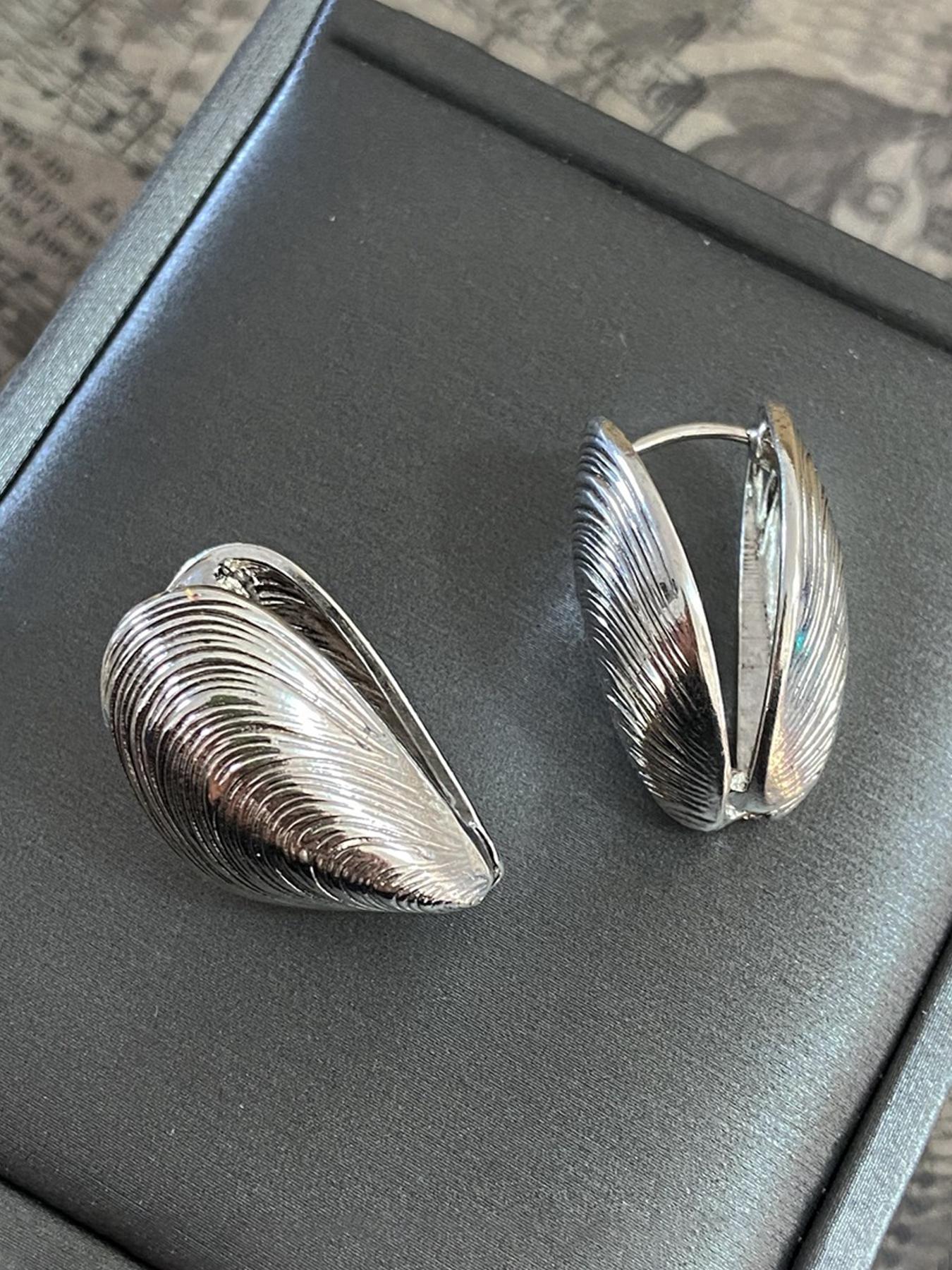 Vintage Creative Shell Design Hoop Earrings, Fashionable Jewelry for Women, Trendy All-match & Exquisite Jewelry for Birthday Gift, High quality earrings