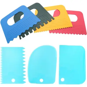 7PCS 4-Color Thickened Plastic Scraper Set 5.04x3.15in Oil Painting Palette Knife Pigment Scraper Art Tool