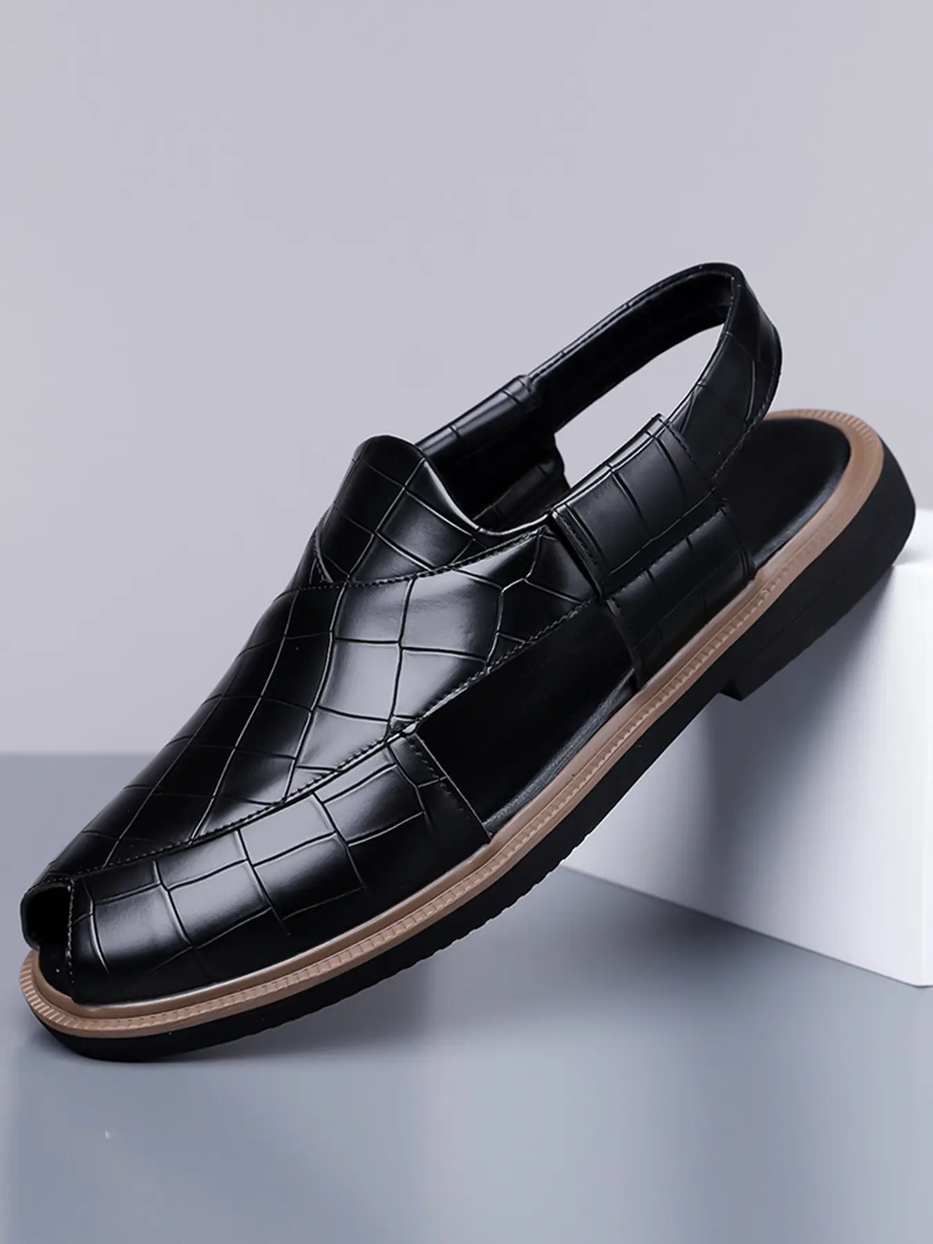 Men's Closed Toe Summer Sandals Premium Croc-Textured Upper Back Strap Non-Slip Business Casual Footwear