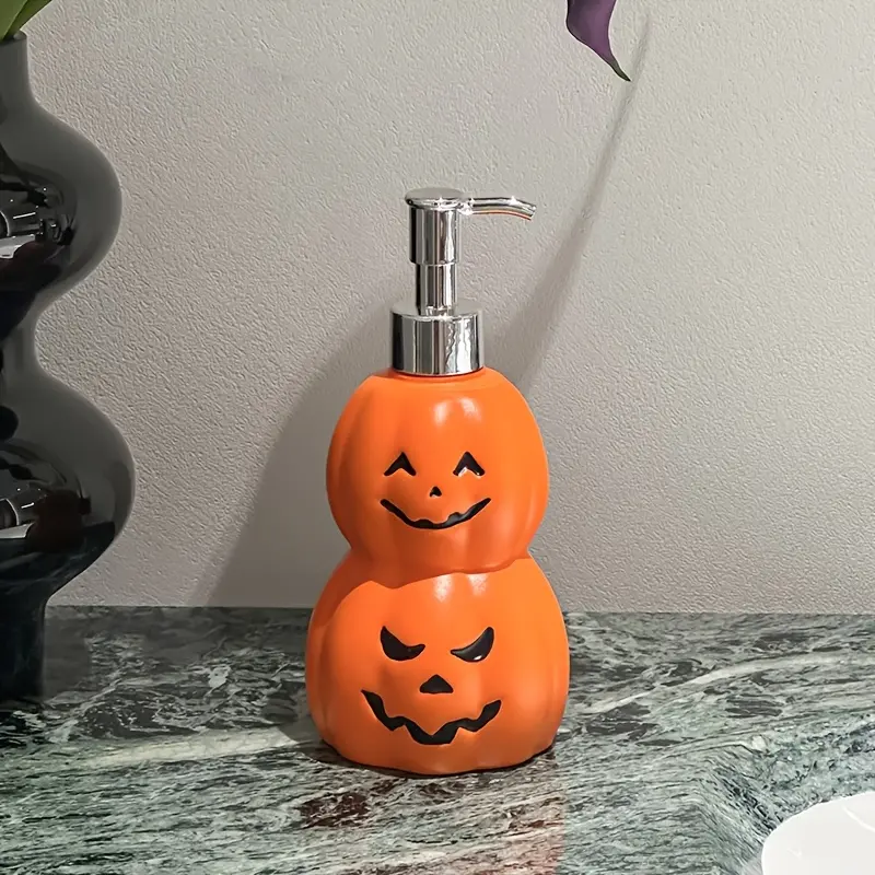 1pcs Halloween kid lamp soap dispenser, cute pumpkin hand sanitizer bottle pump, scary bathroom decoration, holiday supplies.