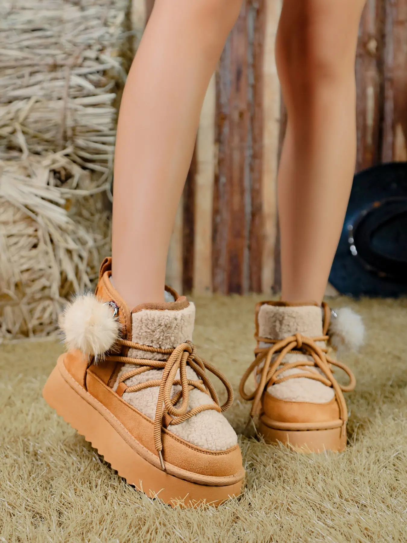 Women's Fall Winter Suede Snow Boots, Casual Plain Design, Anti-Slip Thick Sole, Waterproof Platform, Warm Fuzzy Lining, Outdoor Wear