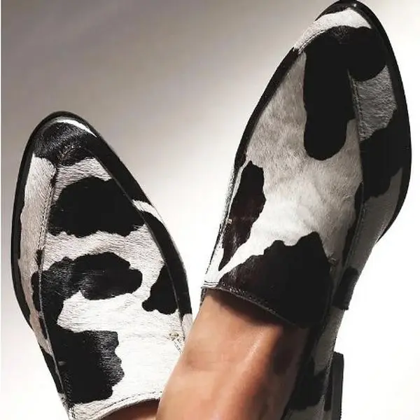 Women's Retro Cowprint Suede Slip-On Casual Low-Heel (1-3Cm) Round Toe Oversized Mules, Everyday Wear Sleeve/Shoe Cover Shoes, PU Leather Synthetic Fashion Footwear