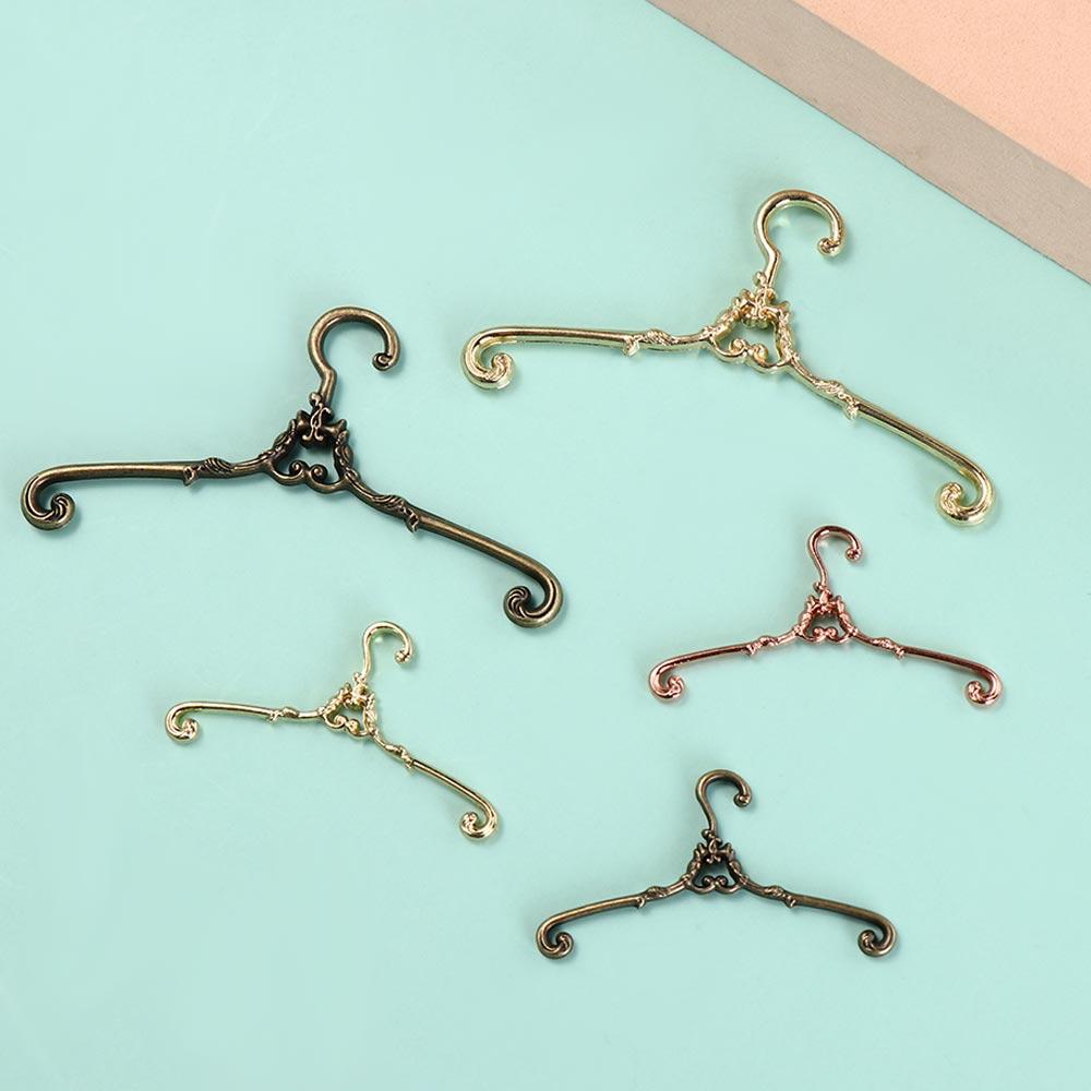 5Pcs Metal Doll Clothes Hanger Windproof Multi Functional Mini Coat Hanger Retro 4/6.5cm Dolls Clothes Rack Ob11 Doll Clothes