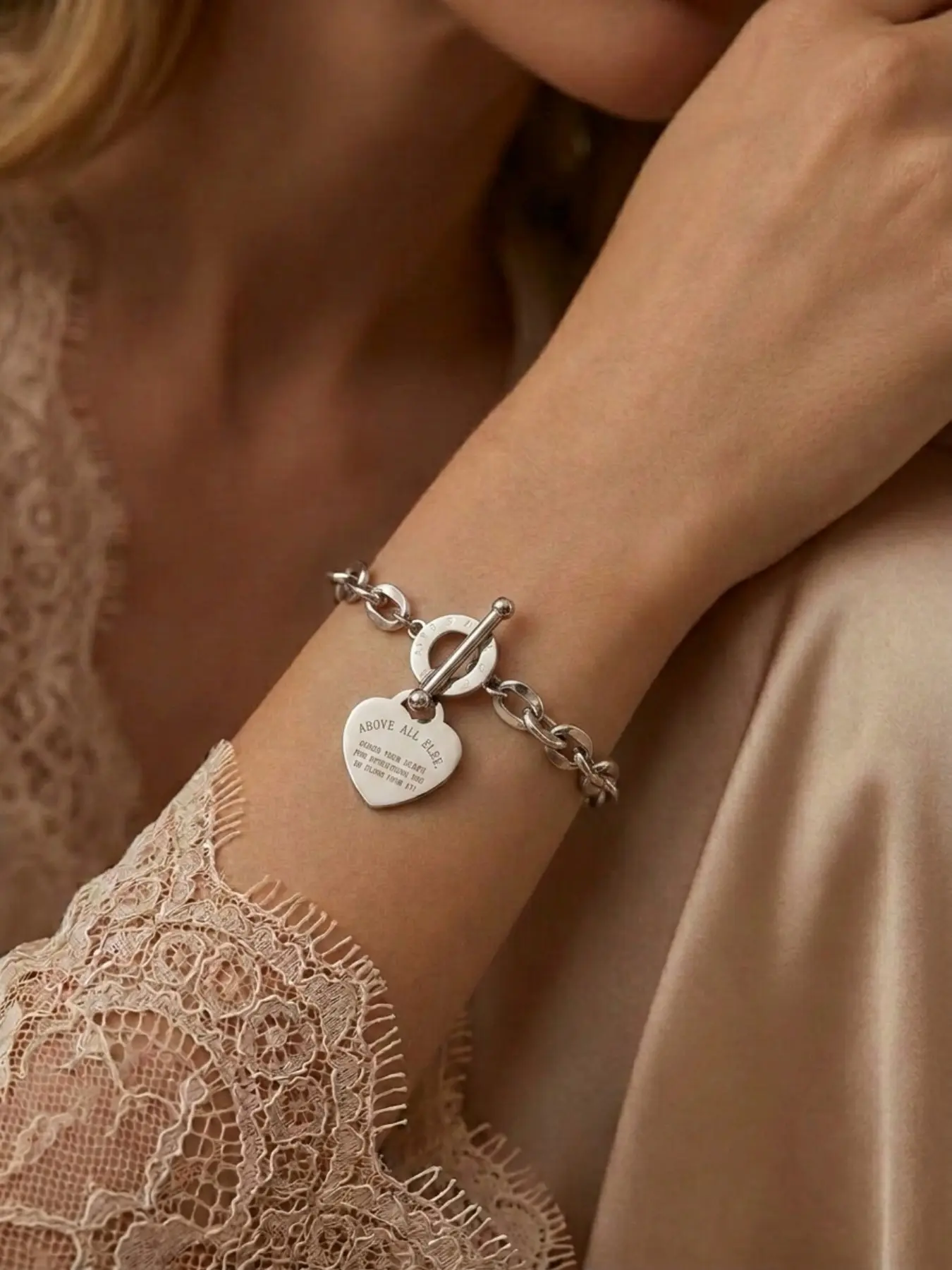 Heart Love Stainless Steel Jewelry Unique Versatile Hand Accessory, Trendy Titanium Steel Chain Bracelet with OT Buckle, Fashionable Unisex Gift
