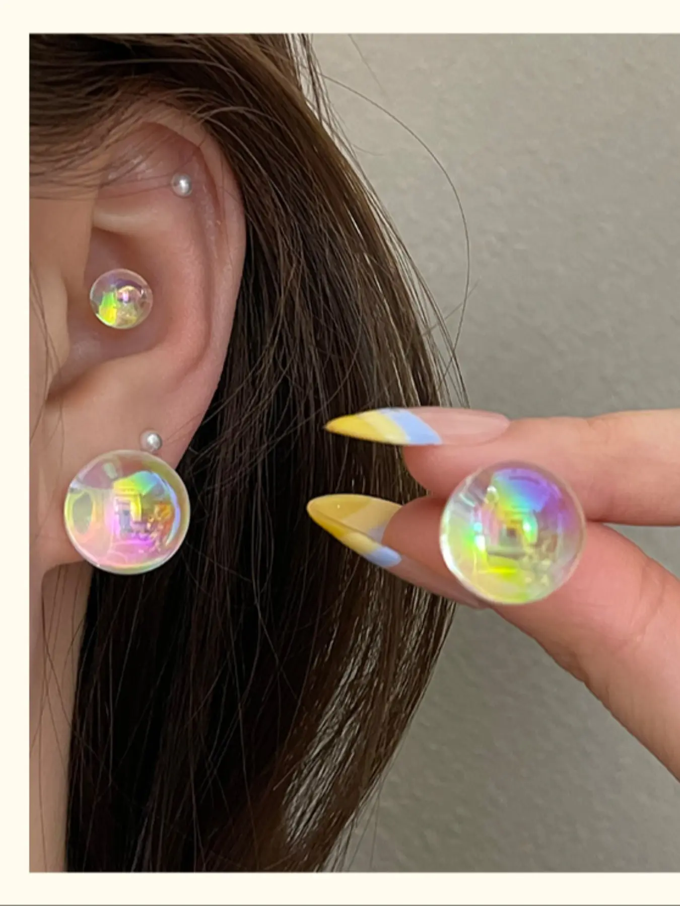 AEONBLULI Iridescent Glass Bubble Stud Earrings for Women, Holographic Aurora Resin Ball Earrings, Summer Vacation Beach Gift