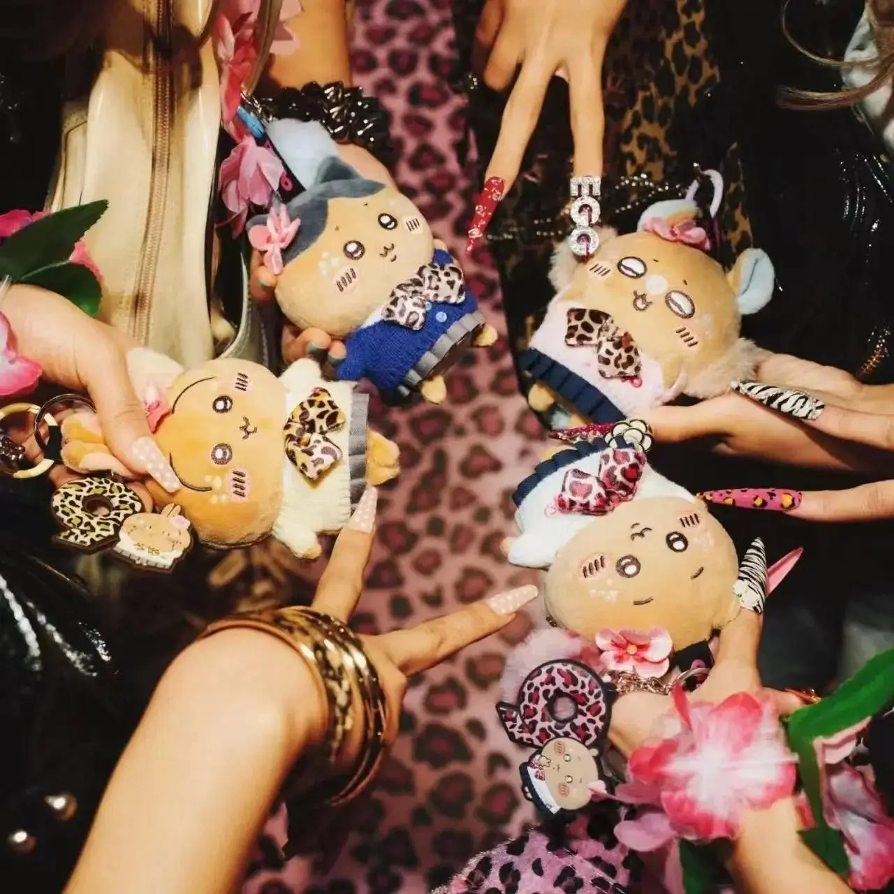 2026 hot item Cute  9090 ×  Gyaru Series Cute Plush Toy Doll Wall Hanging Keychain Gift in Stock Momonga Usagi Hachiwera