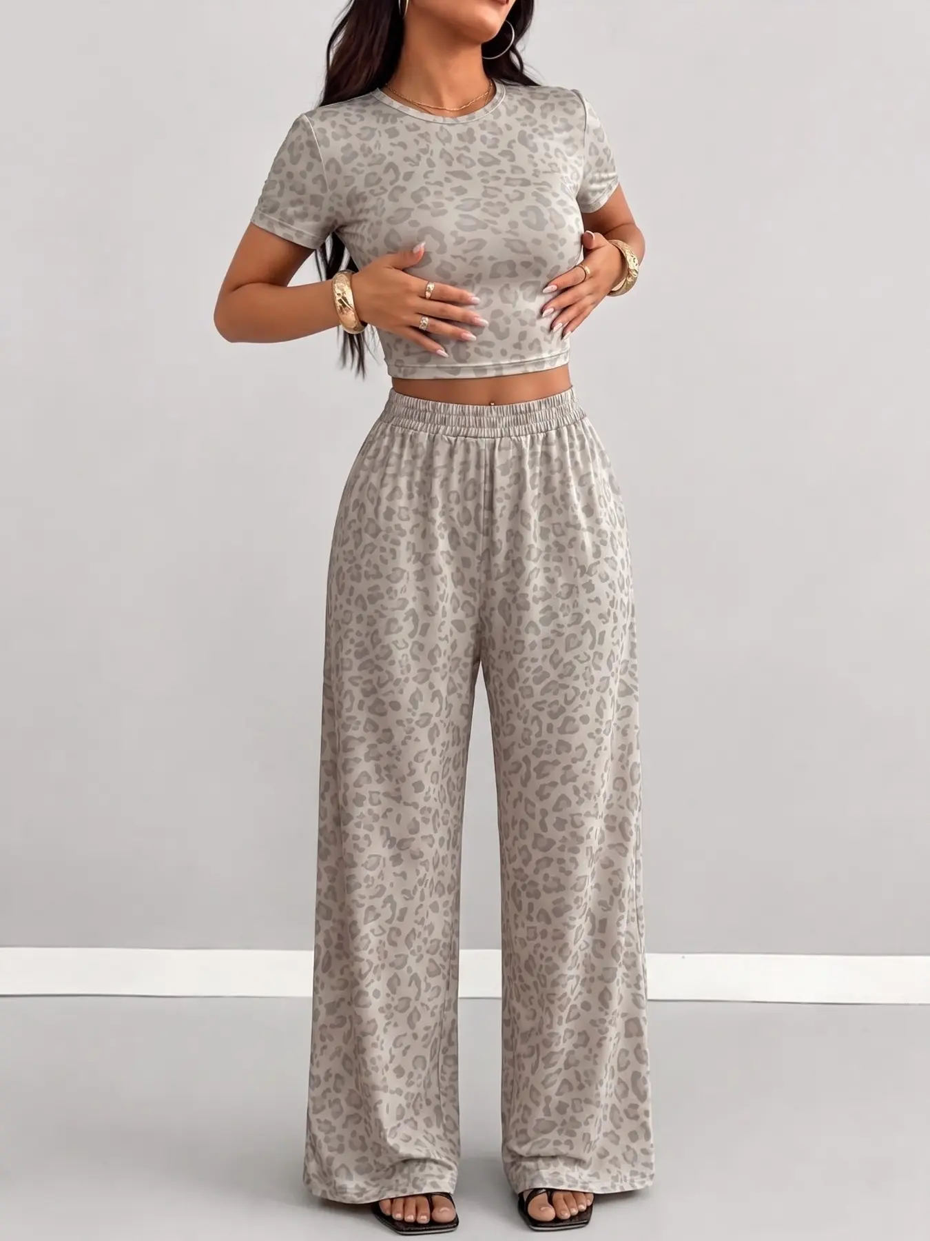 Slim Fit Loungewear/Streetwear/Y2K/Daily Outfit Leopard Print Short Sleeve Crop Top Elastic High Waist Wide Leg Pants Matching Two Piece Outfit Set For Women Trendy Casual Vacation Travel Going Out Daily Wear Fashion Co Ord Cute Ladies Matching Outfit