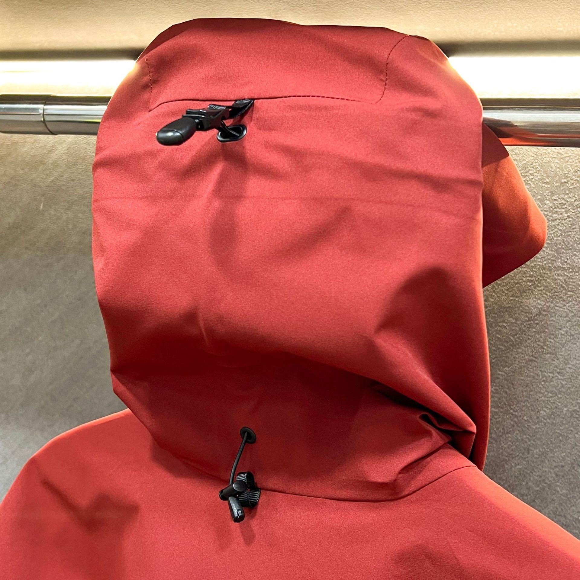 Men's and women's outdoor hardshell windproof and waterproof jacket, with down lining, workwear