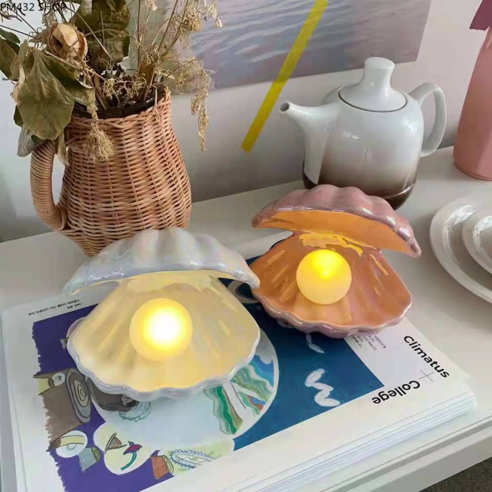 Nordic Seashell Pearl Night Light – Creative Ceramic Bedside Lamp, Romantic Dreamy Table Decor for Bedroom, Aesthetic Shell Mood Light, Gift for Girls & Home Decoration
