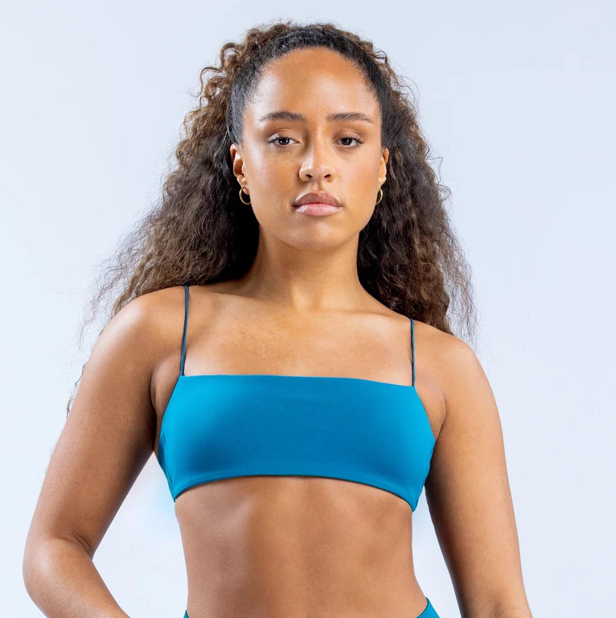 DFYNE's newest and hottest thin-strapped backless bra |   Matte finish, exposed back, padded, high-elastic sports bra, perfect for summer hot girls, wear as outerwear or innerwear.