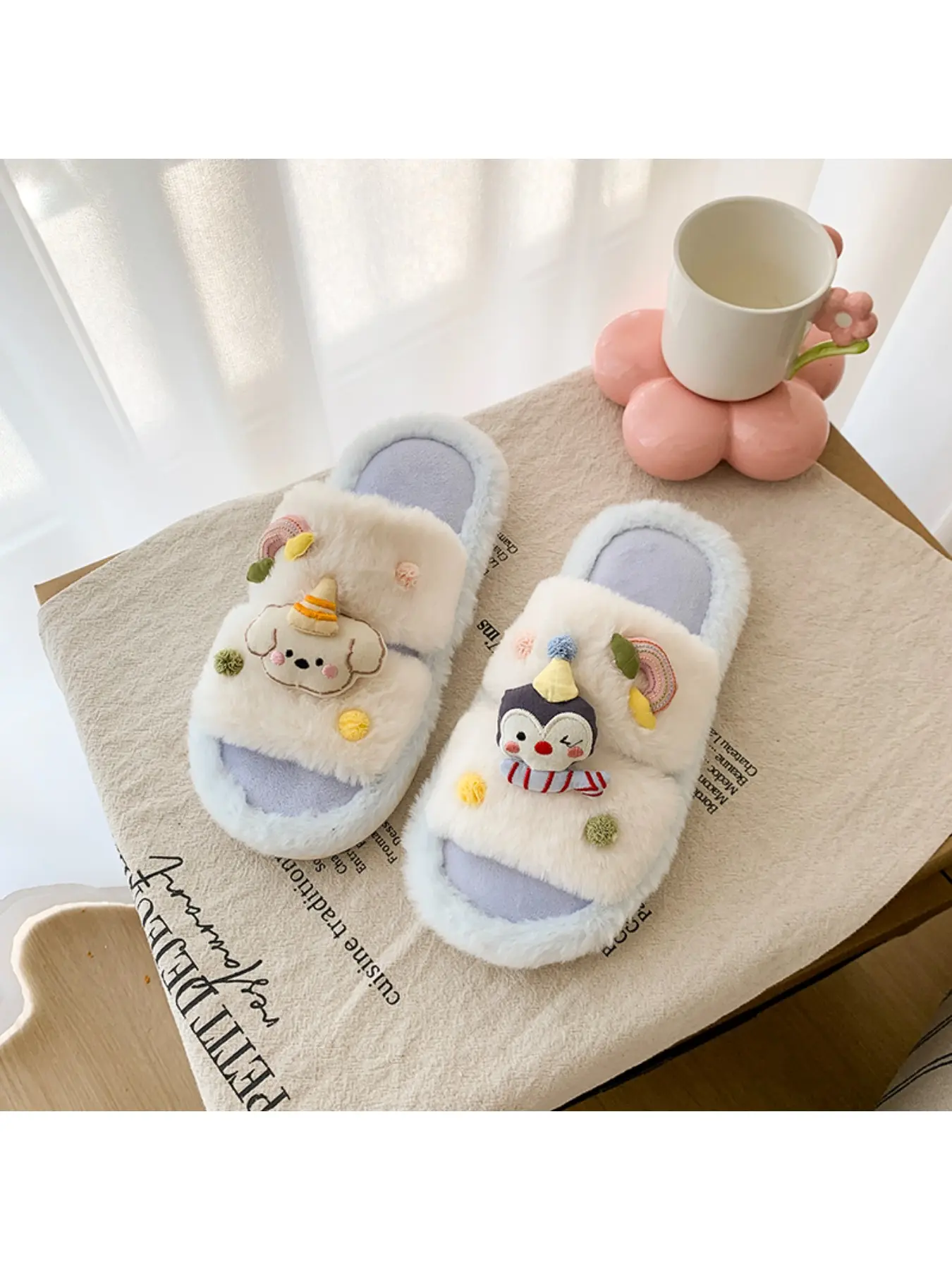 New Women's Shoes Cute Cartoon Doll Plush Open Toed Slippers, Penguin Puppy Design Soft Bottom Comfortable Home One Word Slipper, Spring and Autumn Warm Sandals