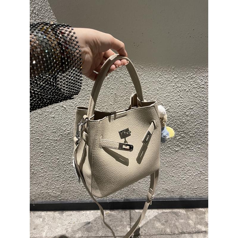 Minimalist Soft Leather Bucket Bag Women's 2026 Kelly Texture Original Design Hand-held Shoulder Crossbody