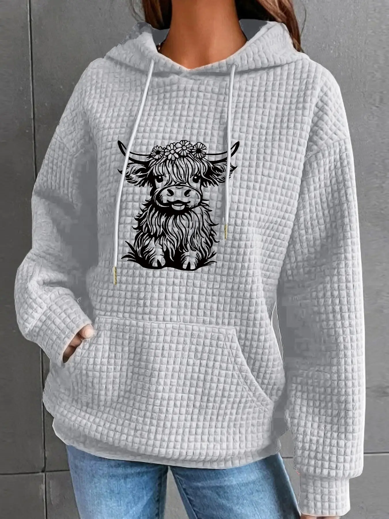 Women's Trendy Hooded Sweatshirt, Highland Cow Print, Long Sleeve with Pockets, Fall Winter Casual Top, Comfortable Warm Clothing, Warm Pocketed Sweatshirt, Graphic Hoodies