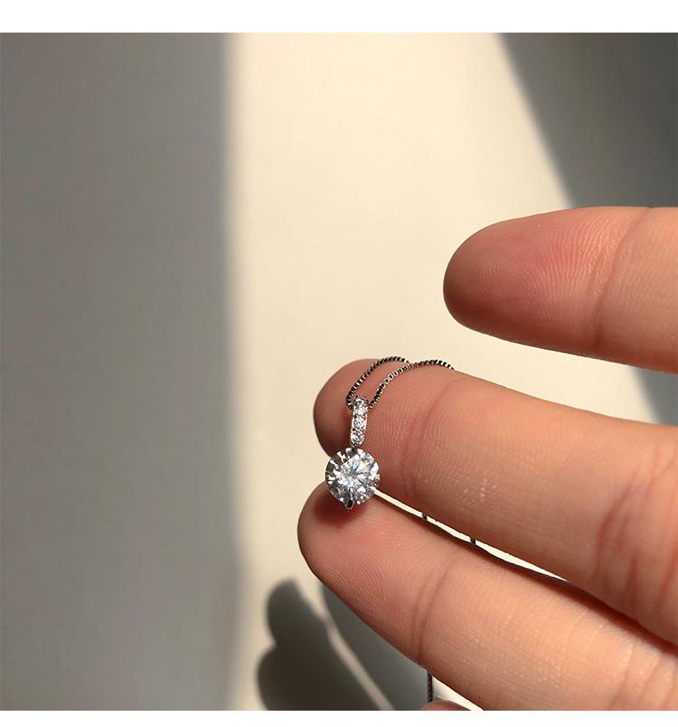 0.5ct Moissanite Pendant Necklace S925 Sterling Silver Dainty Luxury Adjustable Box Chain