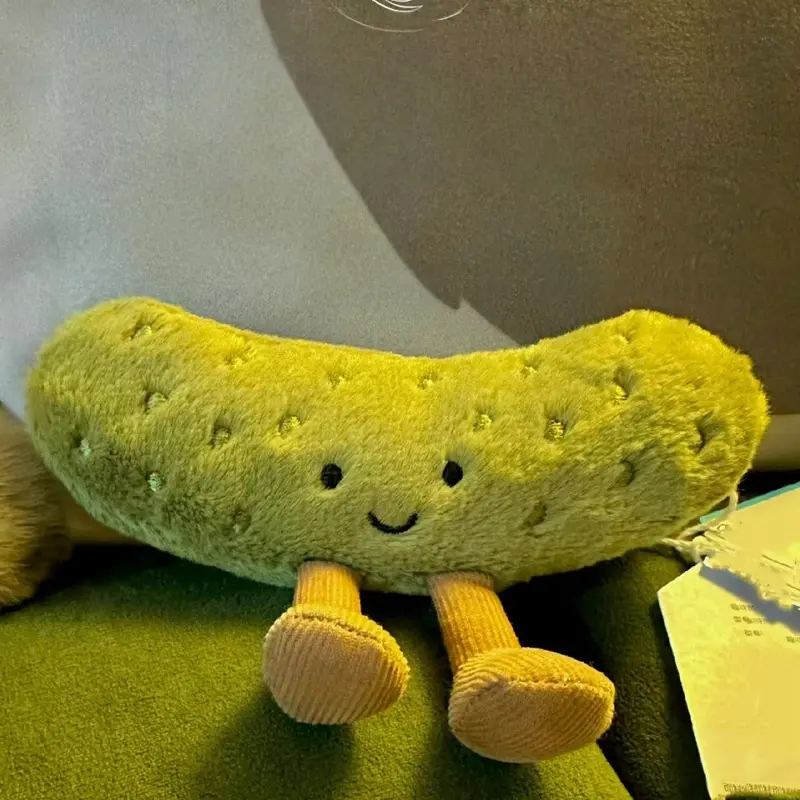New Cucumber Plush Toy, Sour Pickled Cucumber Doll, Home Desktop Decoration, Cute Stuffed Animal, Perfect Gift for Kids and Adults