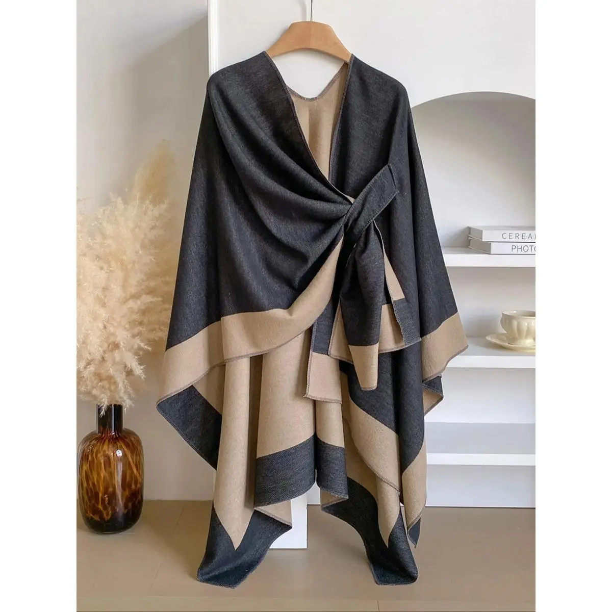 Women’s Elegant Shawl Wrap – Soft Knit Scarf, Versatile All-Season Fashion Accessory
