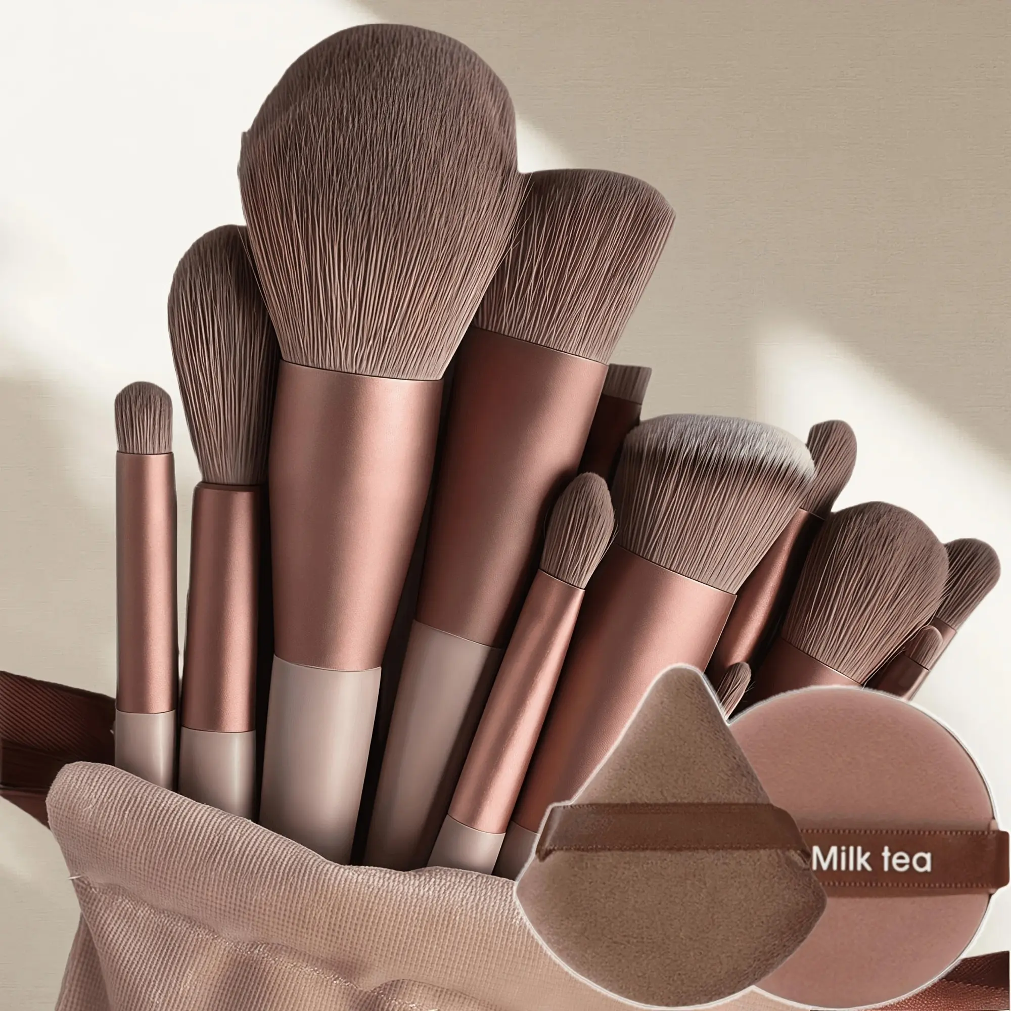13 pieces of makeup brush set+2 brown makeup sponges, eye shadow, foundation make-up, BB cream, concealer makeup brush, soft all-in-one makeup tool, suitable for women, makeup tool with soft fiber, easy to carry, travel set, Cosmetic Brush Set