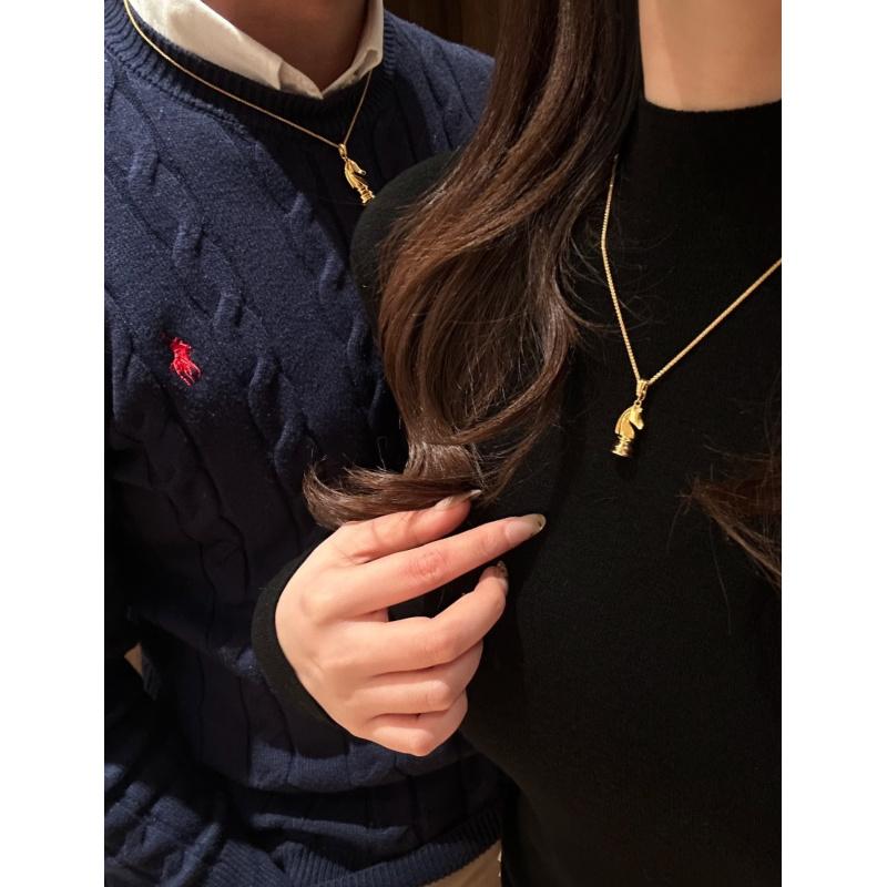 Medieval Knight Horse Pendant Necklace, Thick 18K Gold Plated Chess Piece Charm, Gift Idea Freedom Courage and Power, Vintage Warrior Spirit Jewelry, Aristocratic Noble Inspired Design, Unisex Minimalist Clavicle Chain, Quiet Aesthetic Daily Outfit Party