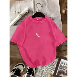 Suitable for Both Men and Women, Comfortable and Loose, Versatile, Fashionable and Trendy, Pure Washed T-shirtWomen's Trendy Fashion Snowflake T-Shirt
