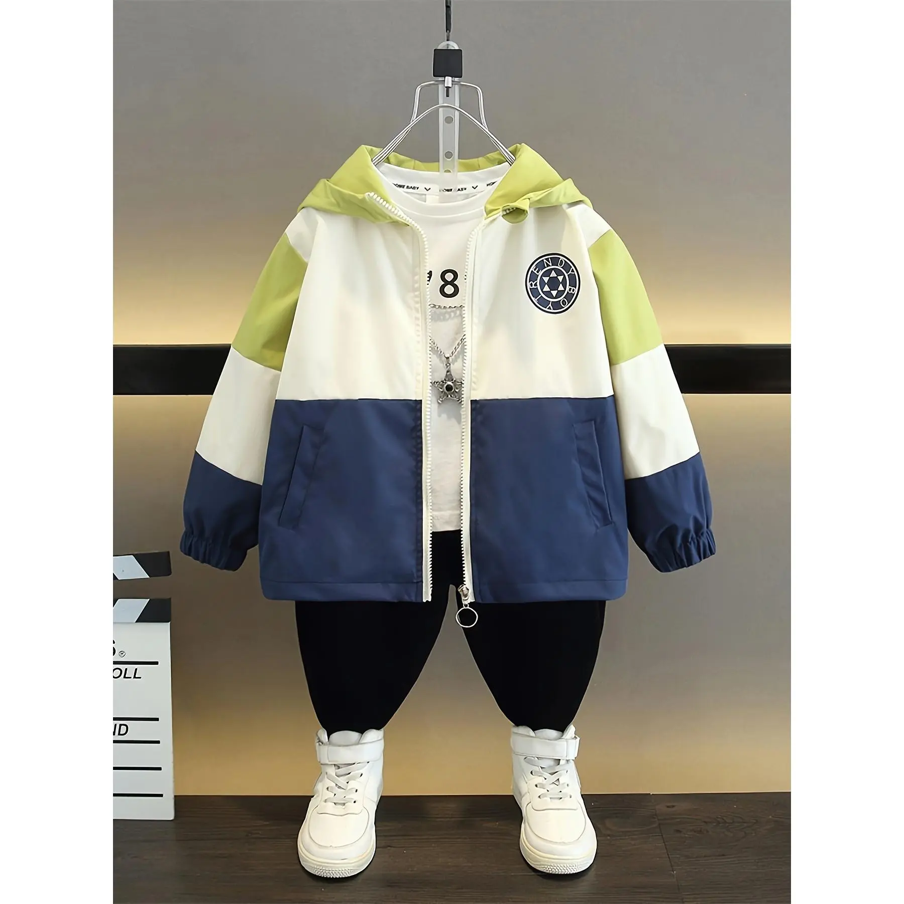 Boys' Trendy Color-Block Hooded Jacket - Casual & Versatile, Machine Washable for Spring/Fall