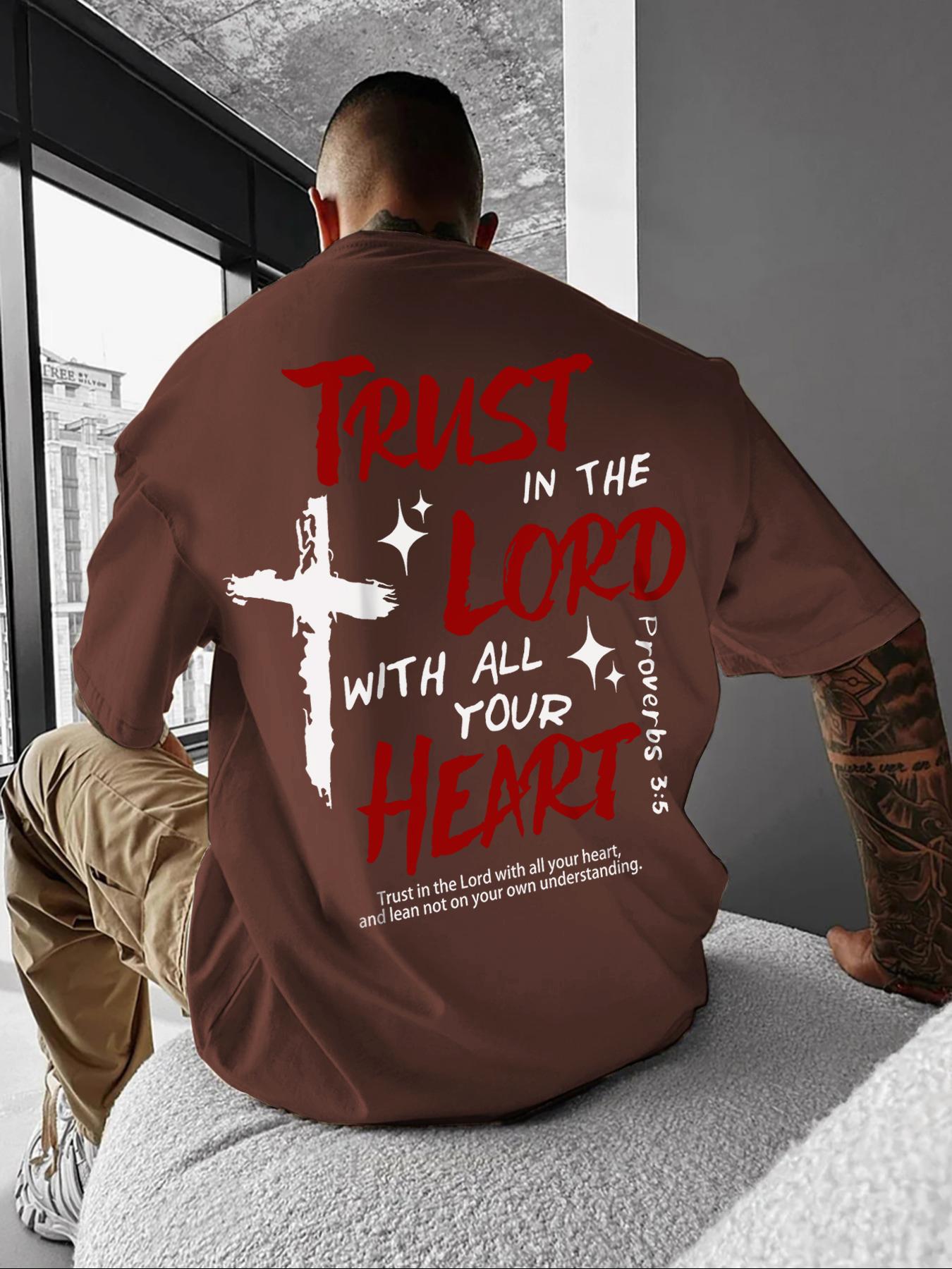 Men's Cross & Letter Print Round Neck Graphic Tee, Casual Short Sleeve T-shirt for Daily Wear, Men's Top for All Seasons