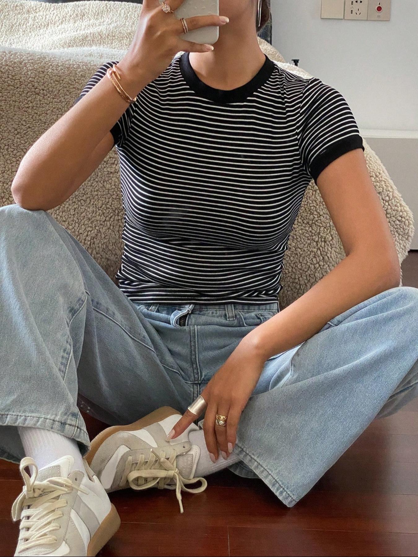 Women's Striped Print Round Neck Tee, Casual Short Sleeve T-shirt, Ladies Summer Clothes for Daily Wear