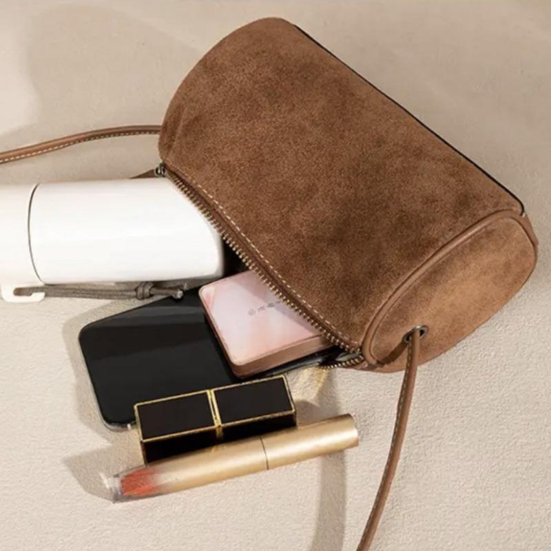 Simple shoulder bag, matte pen holder, outdoor casual messenger bag, retro cylinder.