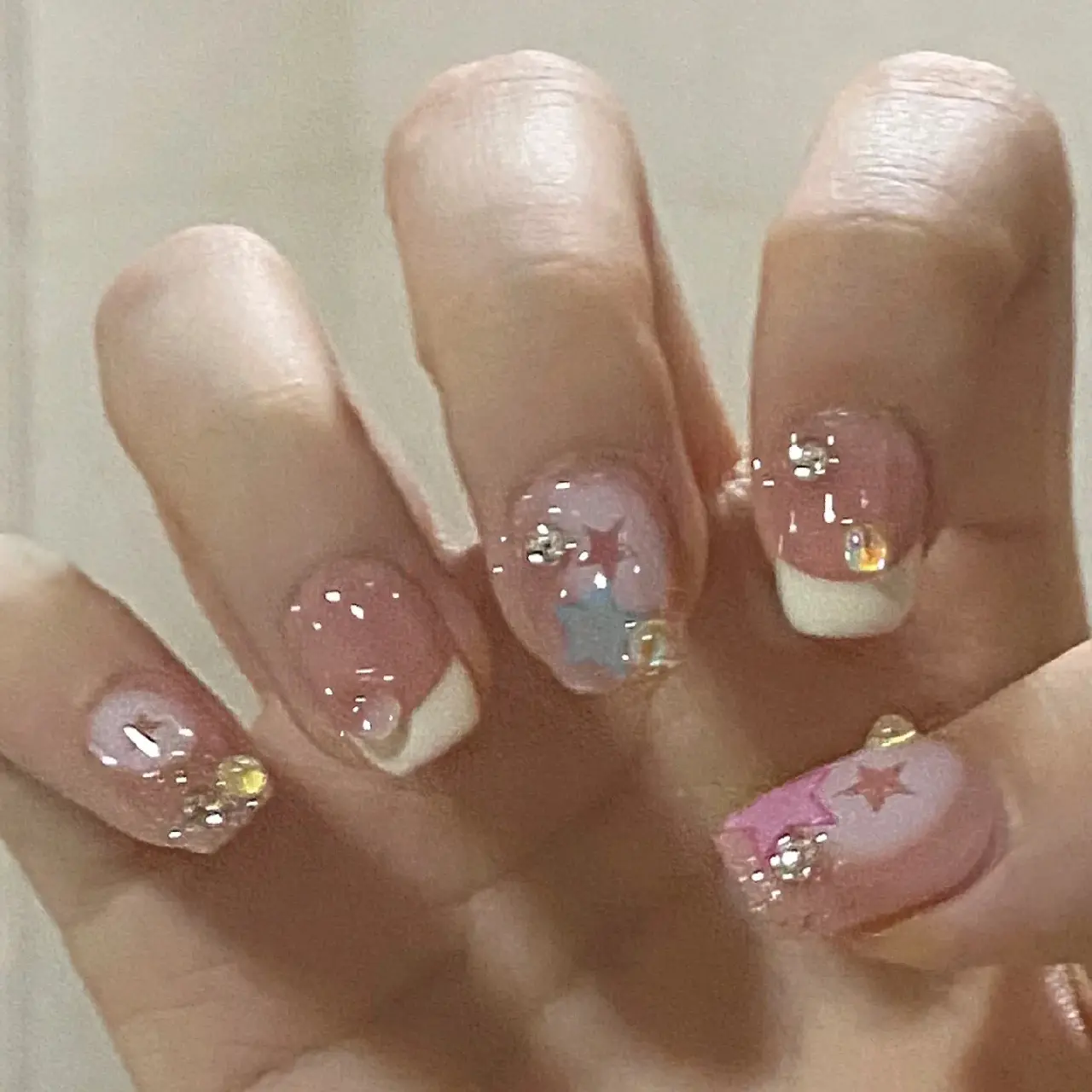 Press on Nails Dopamine Nail Art Sweet Cool Style Spring Summer Glitter Cream Sweetheart Nail Stickers Reusable Detachable Fake Nails