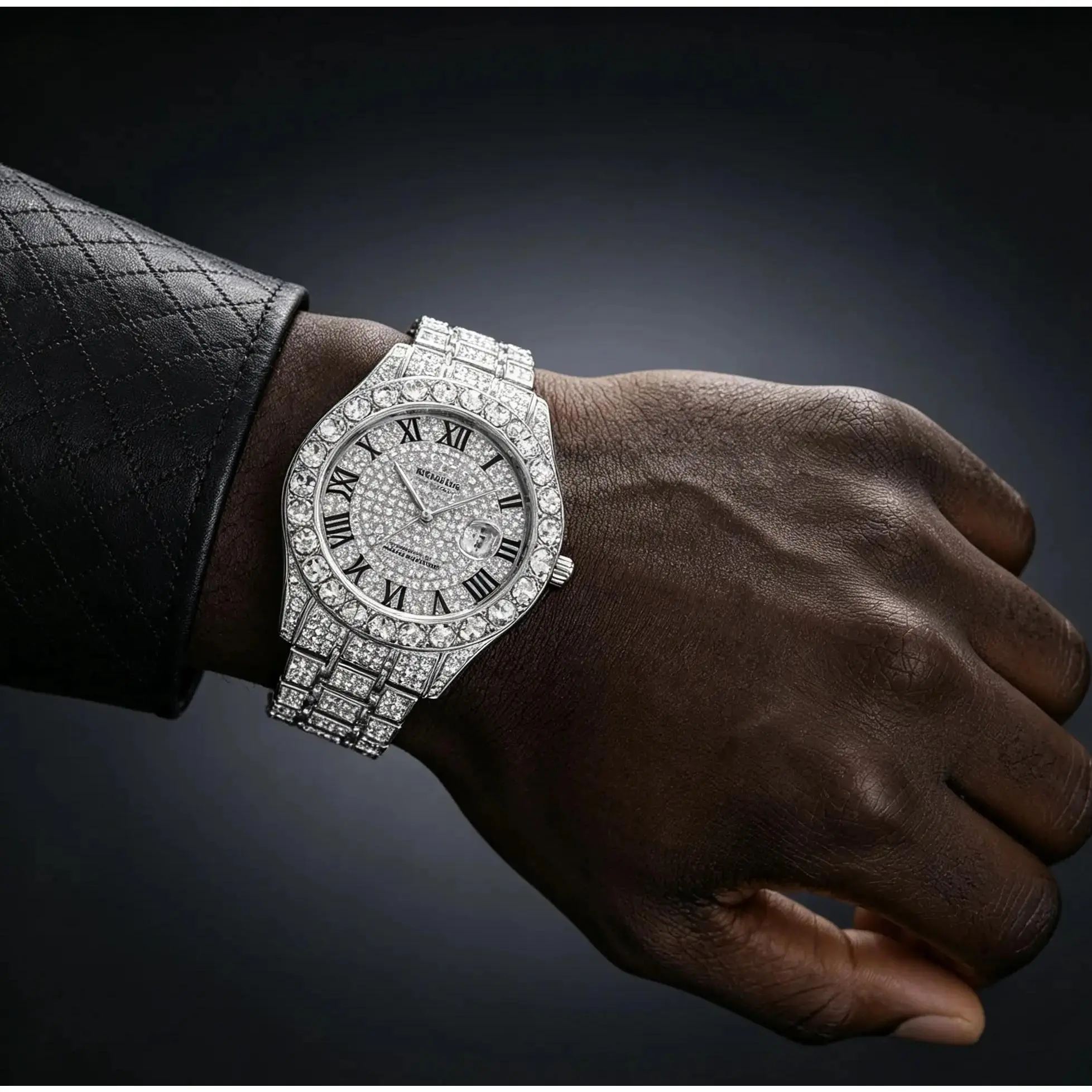 Icedoutwatch Hiphop Rhinestone Diamond Watch 10 inches Cuban Chain Rapper Metal Band Plated Luxury Roman Numerals Timepiece Premium Trendy
