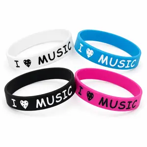 Silicone "I Love" Lettering Bracelets - Soft Touch, 1.2 cm Height, Single or 4-Pack Colorful Wristbands for Concerts, Daily Wear