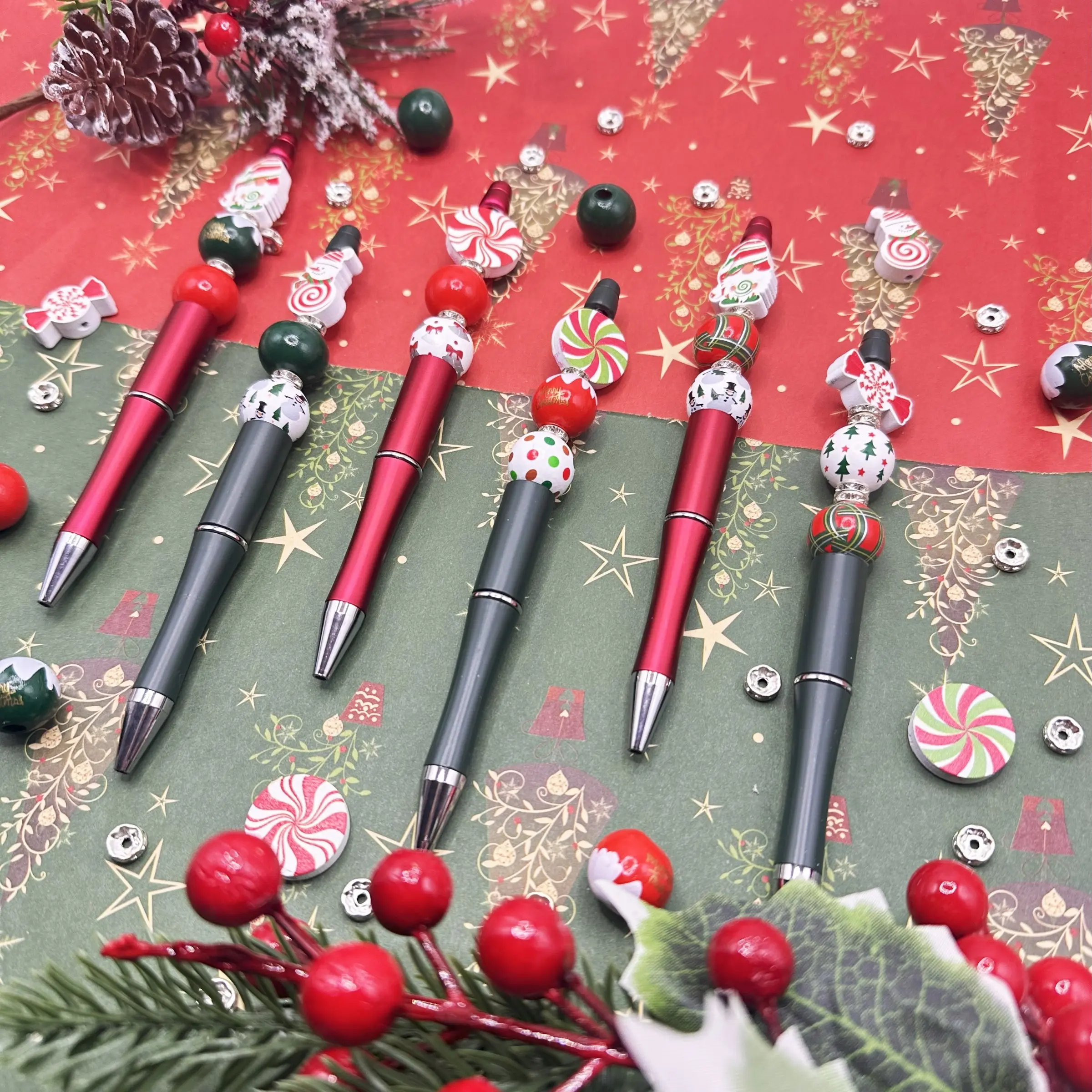 6 Pack Christmas Beadable Pen DIY Kit, Complete Gnome Snowman Peppermint Candy Silicone Focal Beads Christmas Tree Plaid Wooden Beads Rhinestone Spacer Full Accessories Set, 0.5mm Black Ink Red Green Beaded Ballpoint Pens, Xmas DIY Craft Supplies, Holiday