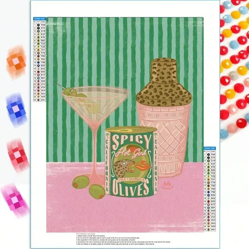 DIY Diamond Painting Handicraft Kit, Retro Martini Cocktail Illustration, Spicy Hot Girl Olives Leopard Shaker Wall Decor. Ideal for Bar & Kitchen Hanging, Relaxing DIY Craft, Chic Gift for Cocktail Lovers