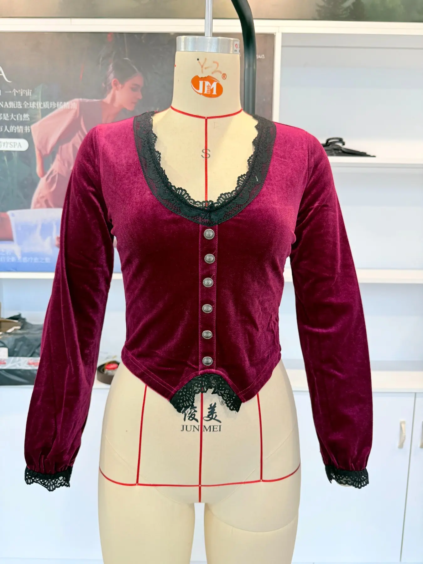 Velvet Lace V-Neck Button-Up Jacket for Women, Vintage Elegance, Perfect for Parties and Casual Events, Stylish Outerwear