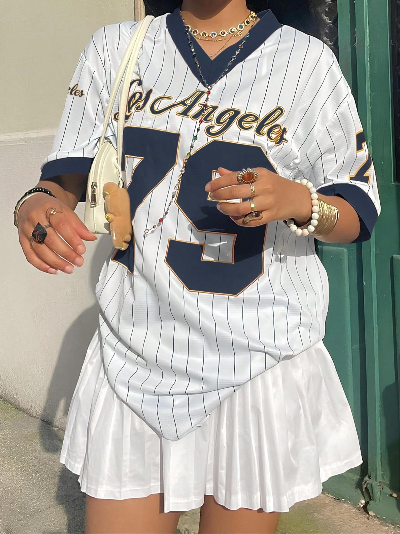 Women's Figure Print V Neck Fitted Knit Tee, Fashion and Trends Casual Short Sleeve T-shirt for Daily Wear, Ladies Womenswear Clothes for All Seasons