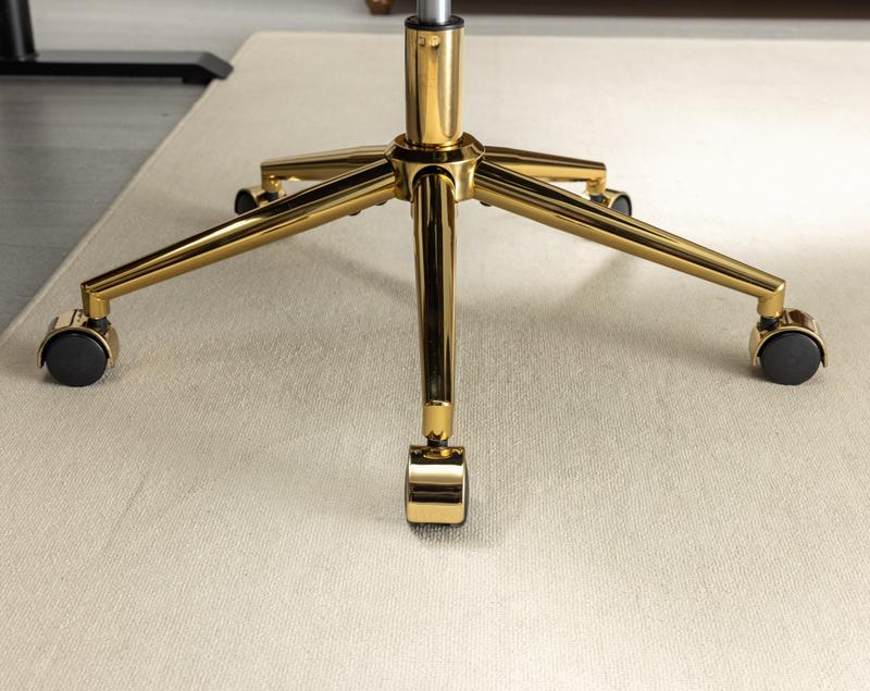 Furry Cute Office Chair, Modern Swivel Desk Chair with Wheels- Makeup Vanity Chairs with Back, Alpaca Fleece Upholstered Rolling Chairs for Vanity Makeup Room Girls Women, Beige