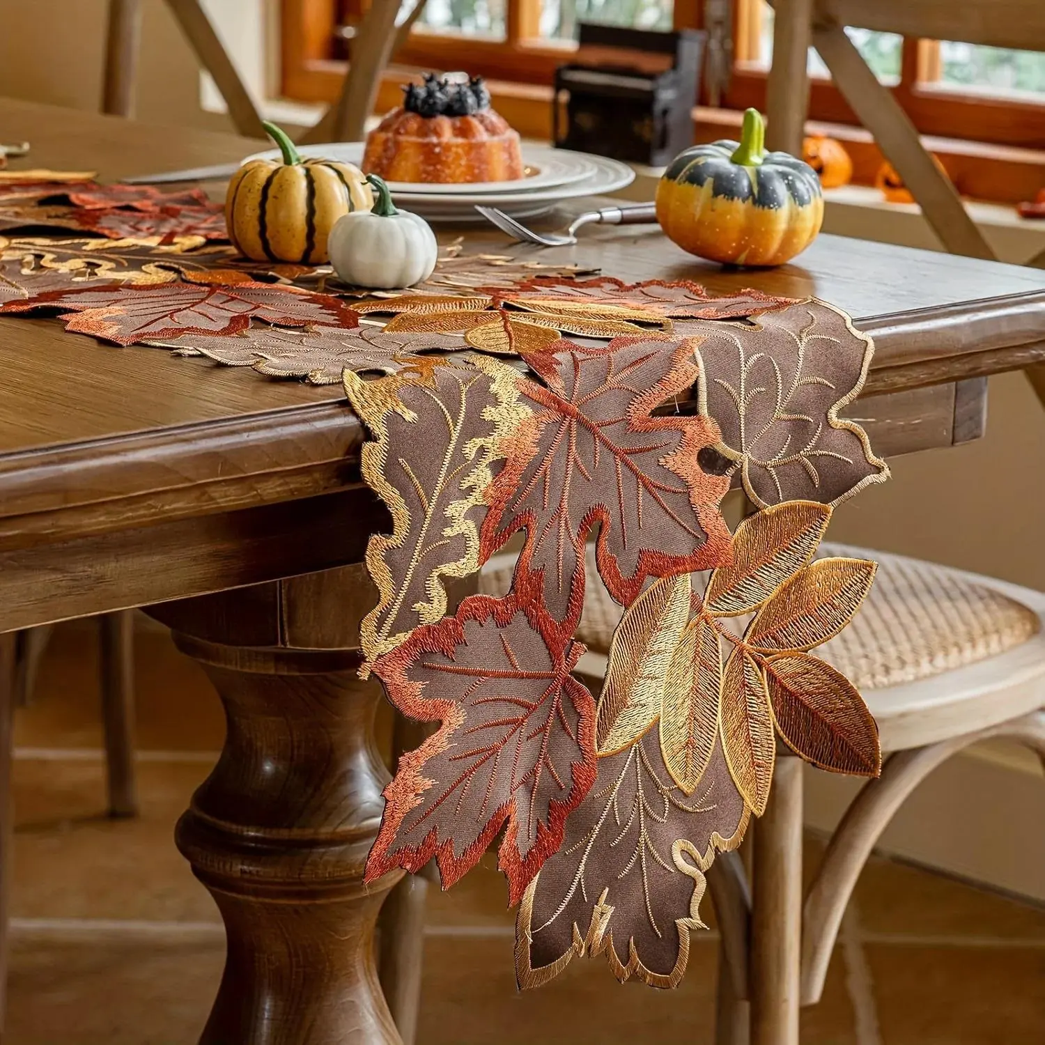 1 Pack Autumn Maple Leaf Embroidered Table Runner, Flocked Brown Rustic Farmhouse Table Runners, Thanksgiving Harvest Holiday Table Decor for Dining Room Kitchen Party
