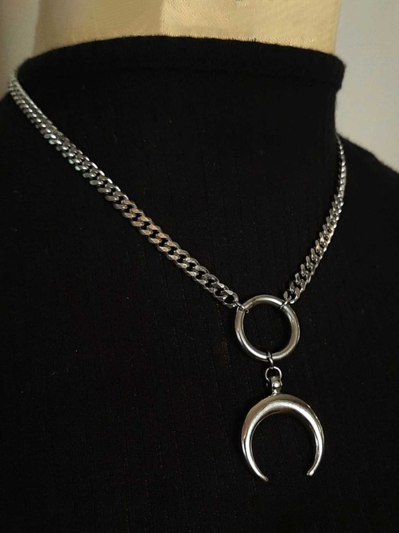 Gothic Style Pendant Necklace, Unique Design Jewelry Accessory, Gothic Witch Jewelry, Perfect Gift for Gothic Fashion Lovers, Stylish and Trendy Look