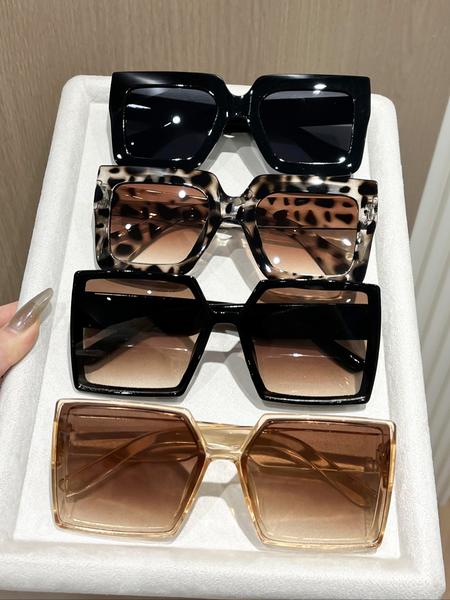 4 Pack Unisex Fashionable Classic Square Large Frame Sunglasses, Versatile Travel Sunglasses for Everyday and Vacation Use, Trendy Casual Sunglasses
