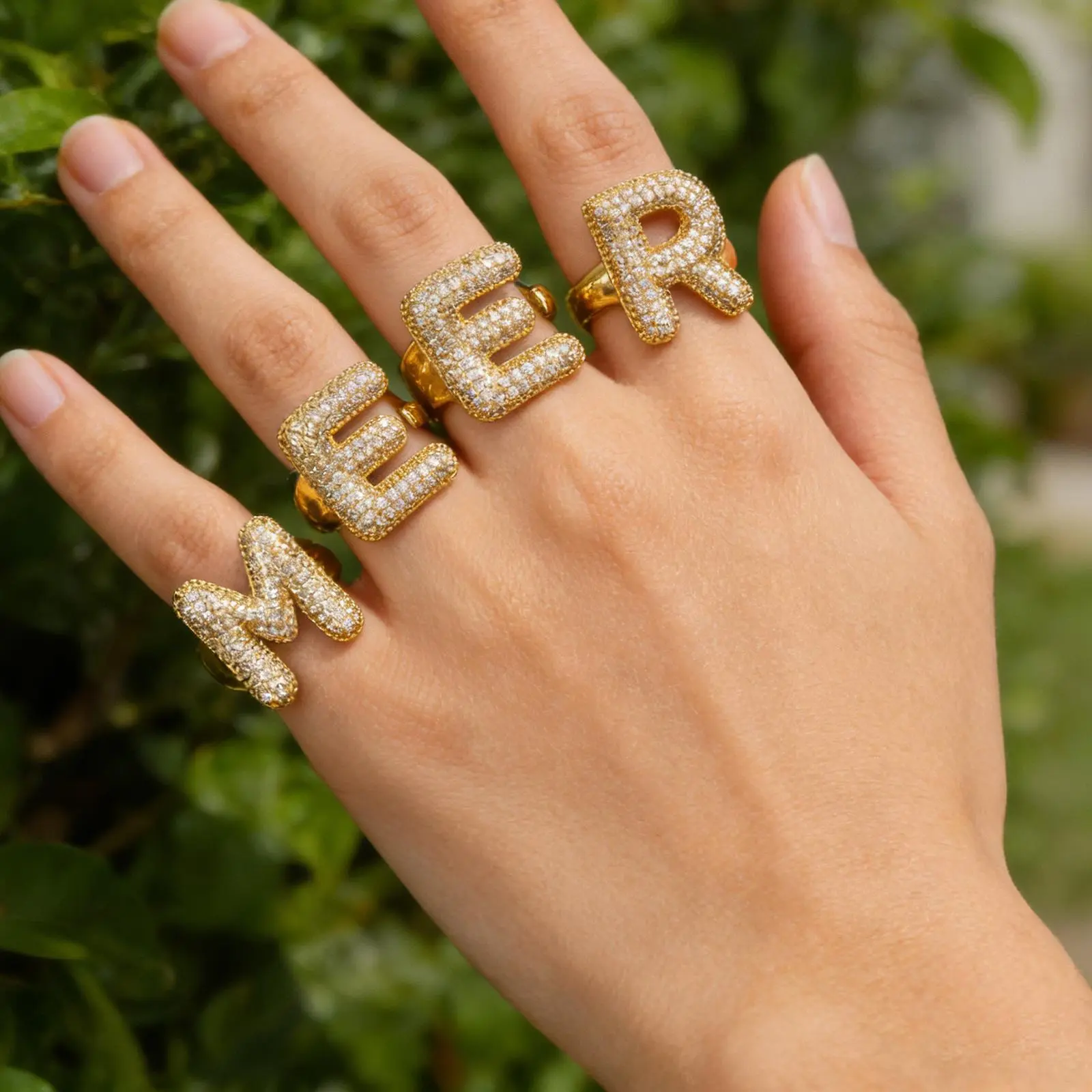 Women's & Men's Chunky-Shape Zircon-Stone Letter Rings, Adjustable-Size Artificial Zircon-Inlay Bubble Alphabet A-Z Rings for Casual Wear