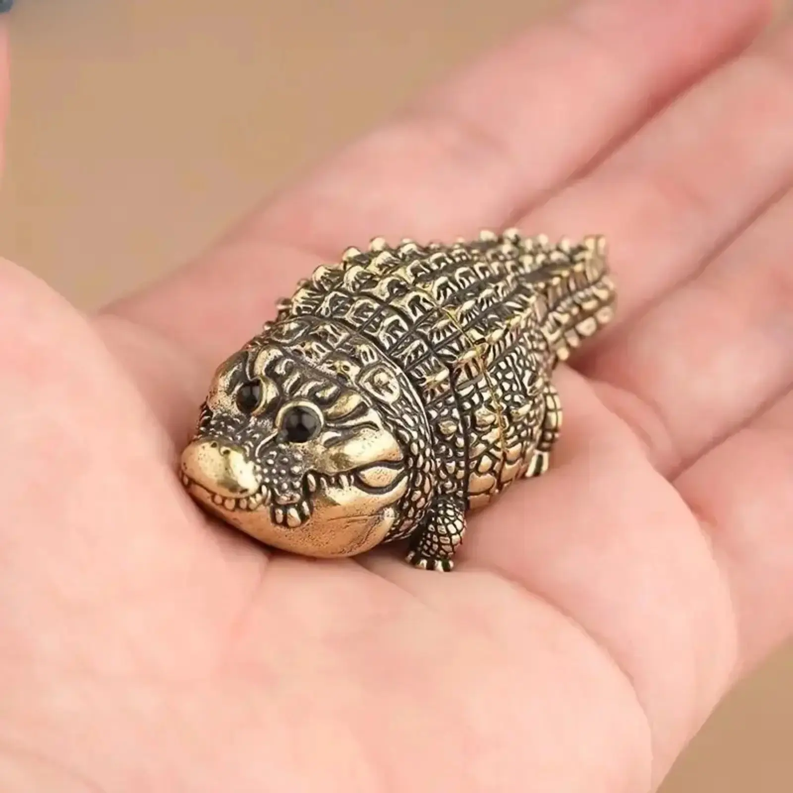 Cute Fat Copper Crocodile Statue – Handcrafted Mini Collectible Figurine, Polished Metal Desktop Ornament for Home & Office Decor, Durable Artistic Animal Gift for Collectors & Animal Lovers