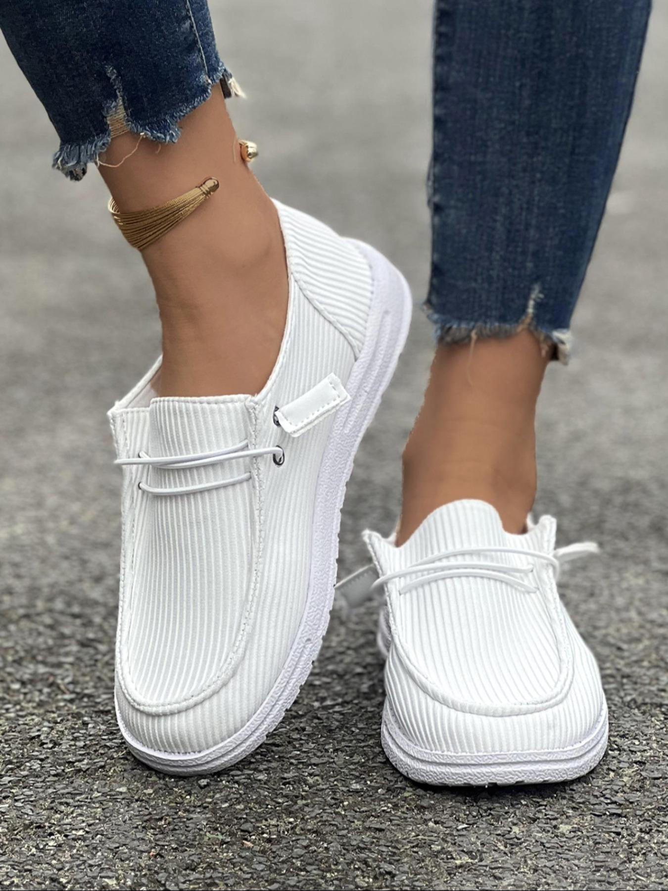 Women's Fashionable Slip-on Sneakers, Casual Comfortable Breathable Sports Shoes, Female All-match Round Toe Shoes for Daily Wear Walking Shoes Footwear, Trending sneakers, Casual Trendy Flat