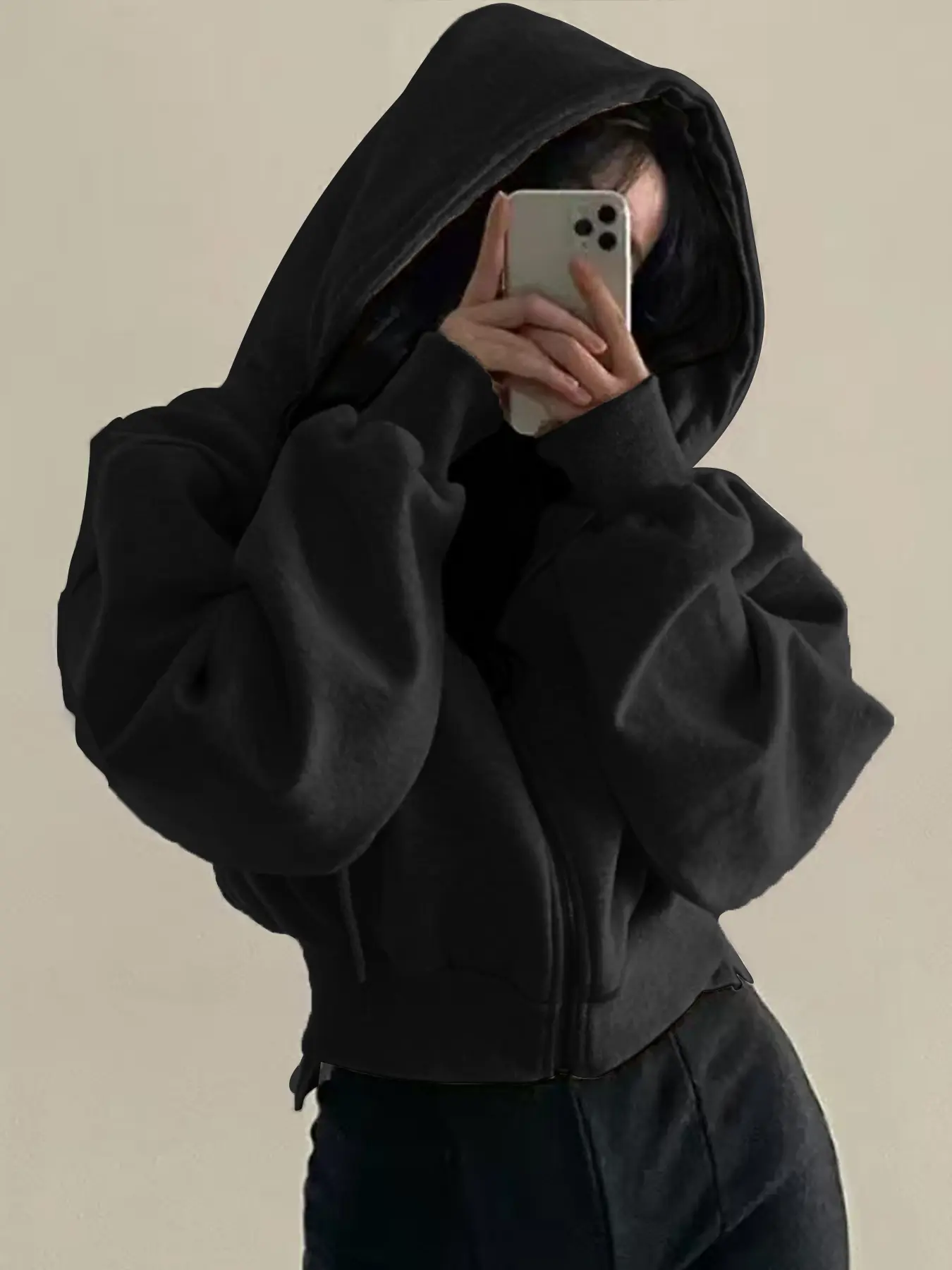 A set of black short bat sleeve hoodies with hooded sports tops, suitable for autumn and winter, suitable for home, indoor, and outdoor wear
