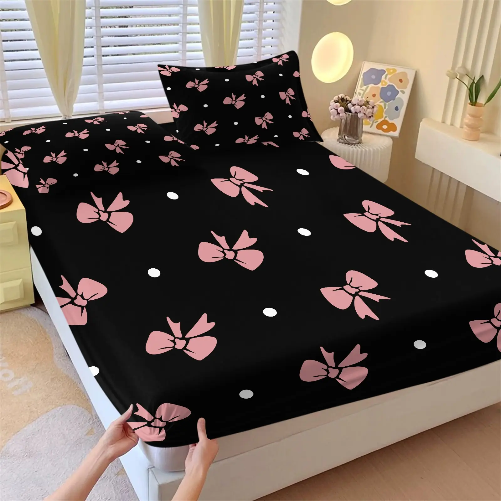 3PCS Sweet Pink Bow Black Base Fitted Sheet Set (1 Fitted Sheet+2 Pillowcases), Vivid HD Digital Print, Soft Breathable Skin Friendly Fabric, Stretch Deep Pocket, Bedroom Decor Accessories, Ideal Birthday Holiday Gift
